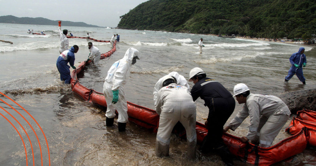 Are current oil spill clean-up methods clean enough?